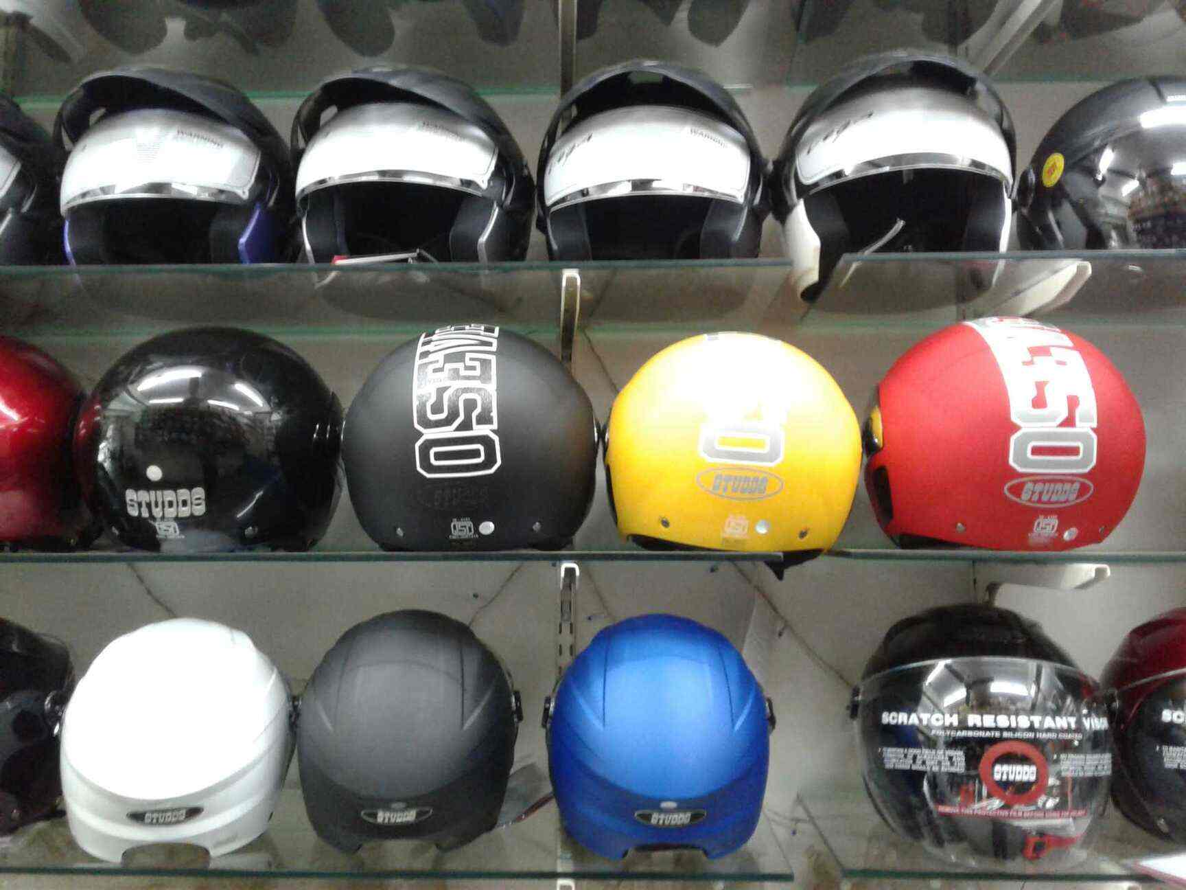 Helmet Shop In Borivali West Shop, 54 