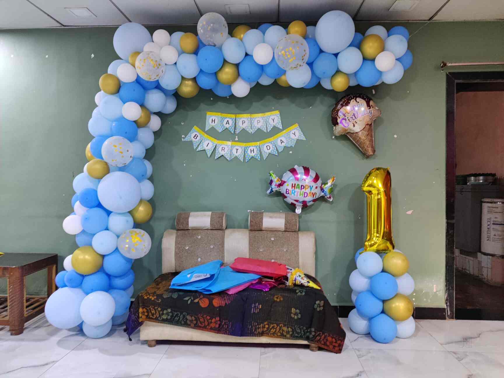 Details more than 133 balloon decoration mumbai mumbai maharashtra best