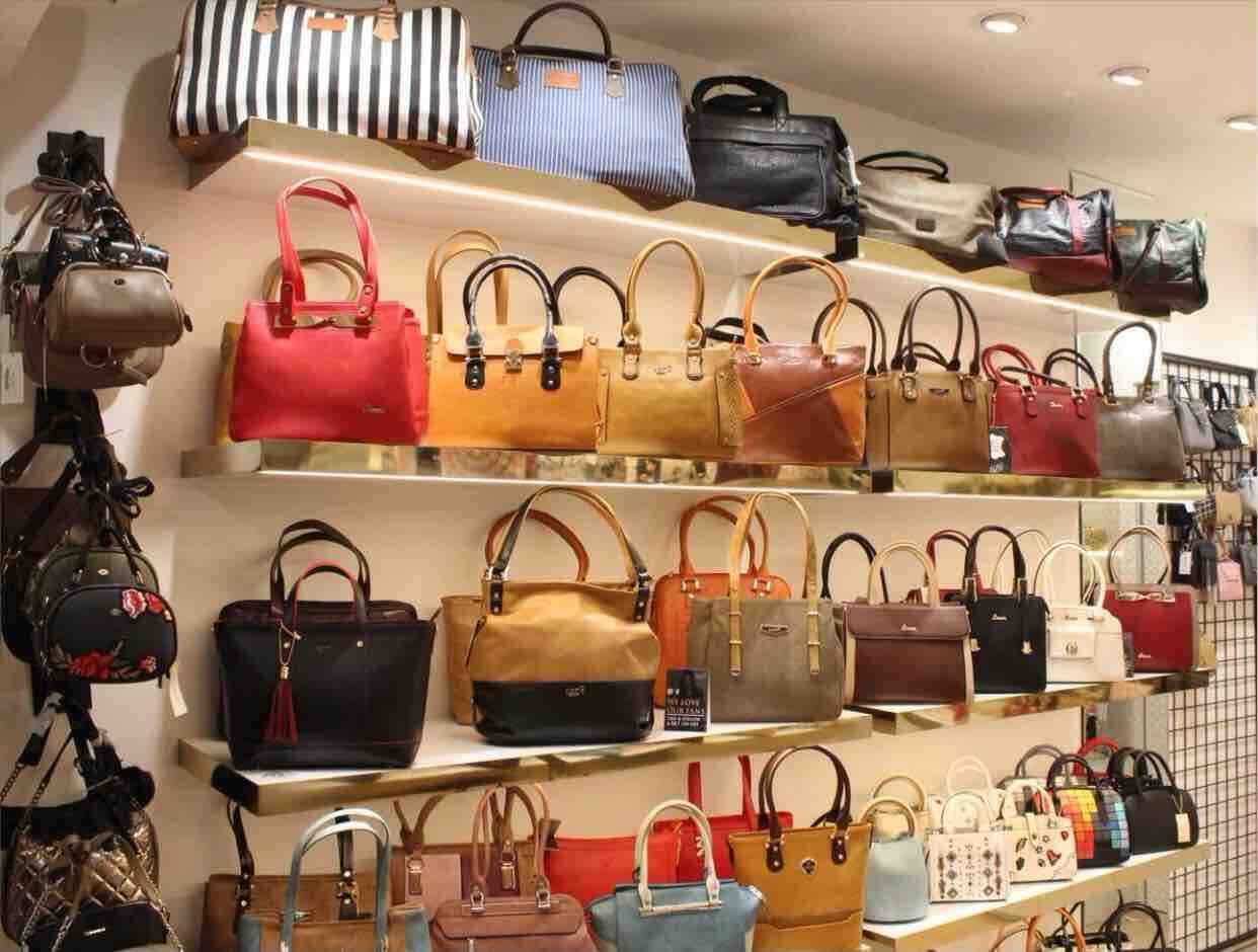 Lizzie Bandra West Bag Dealers In Mumbai Justdial