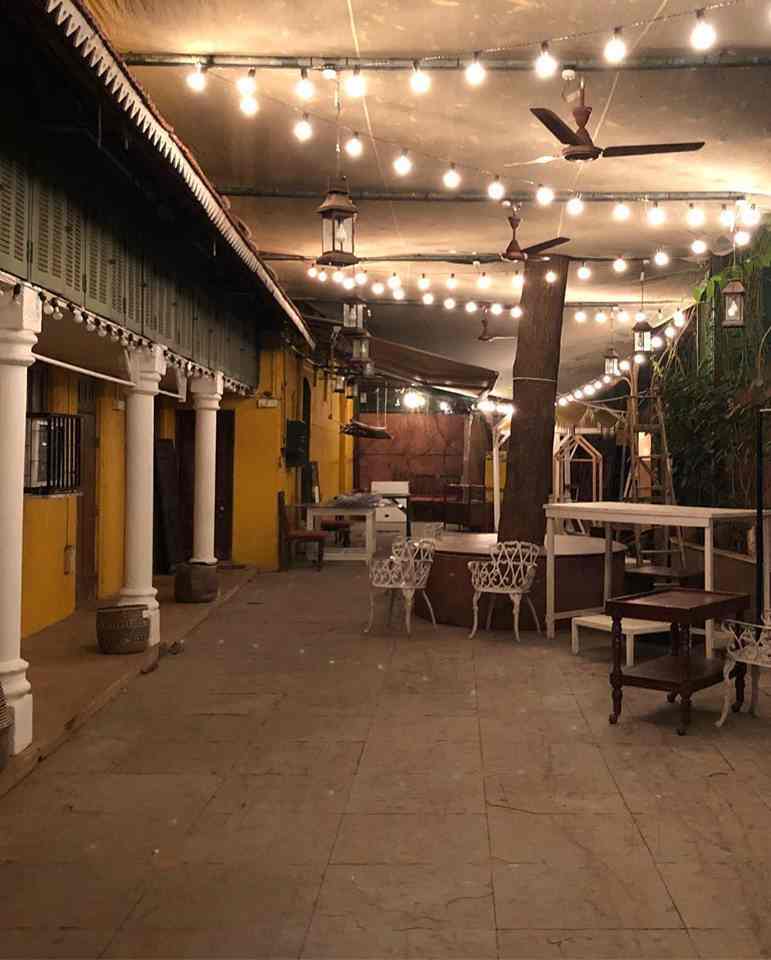 The Vintage Garden Bandra West Art Galleries In Mumbai Justdial Aarti patkar's desire for art, beauty, and style stems from her home, and her interest in all things antique, vintage & modern. the vintage garden bandra west art