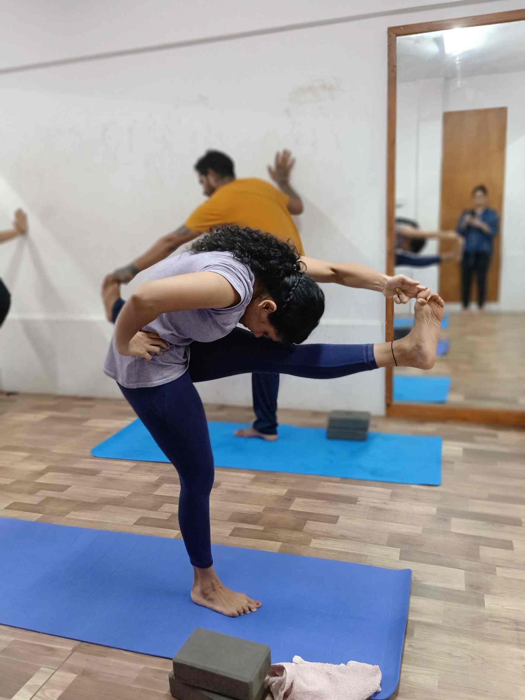 Best Yoga School In Mumbai