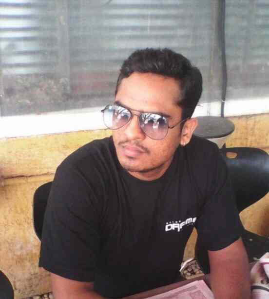 Sunny Hair Stylist Oshiwara Hair Stylists At Home In Mumbai