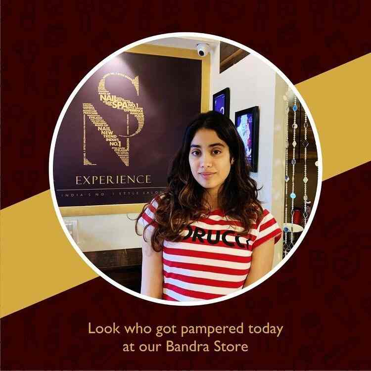 Share more than 137 nail art lokhandwala best ceg.edu.vn