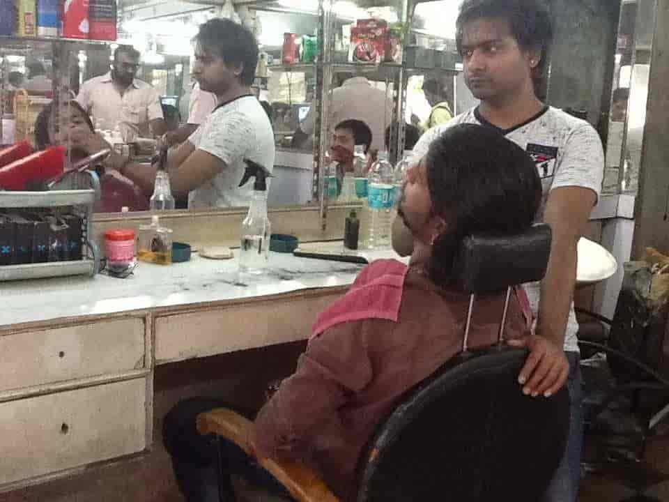 Riyaz Hair Cutting Salon, Mahalaxmi , Beauty Parlours For