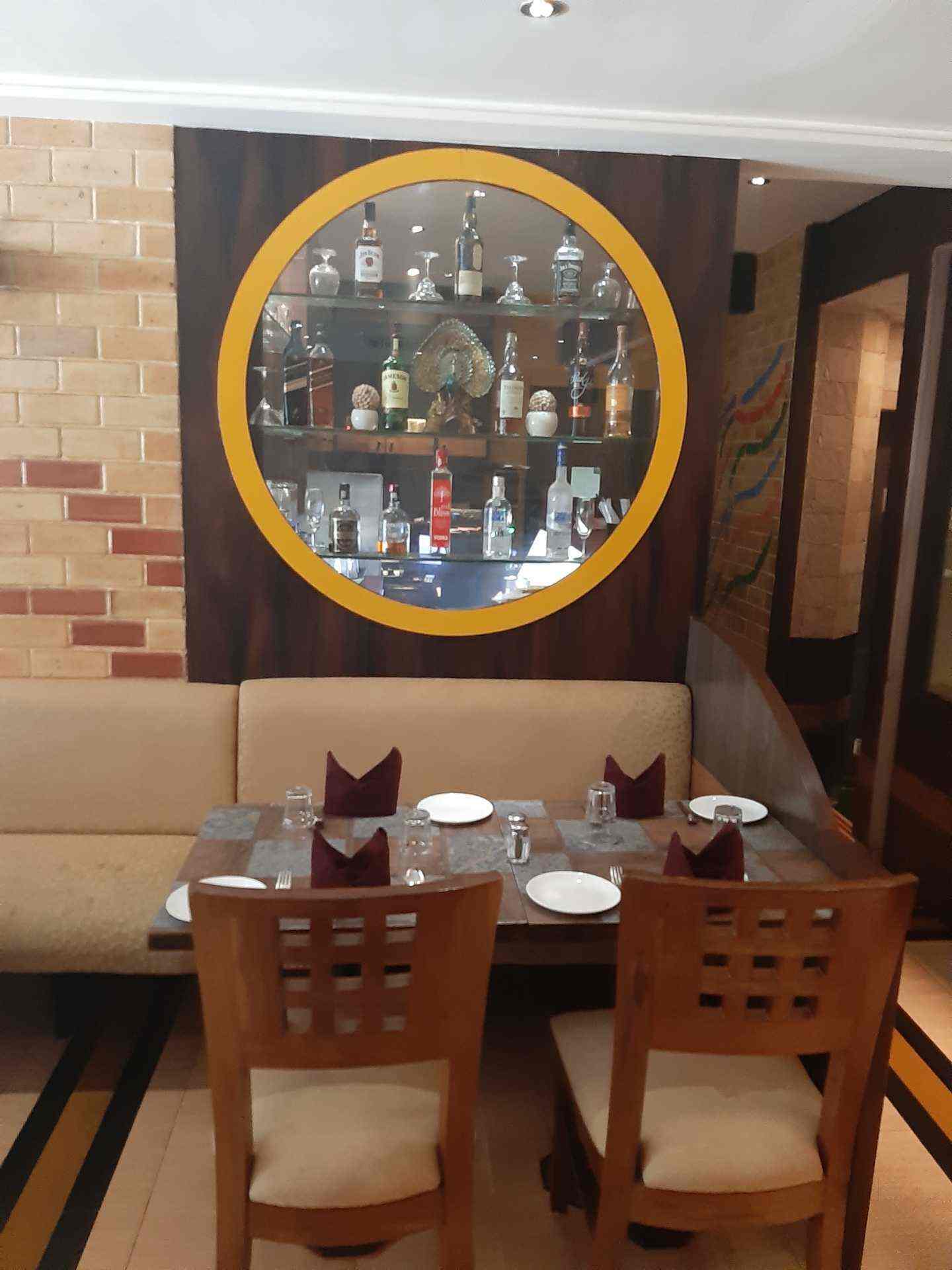 Summer Harvest Restaurant Bar Vile Parle East Mumbai