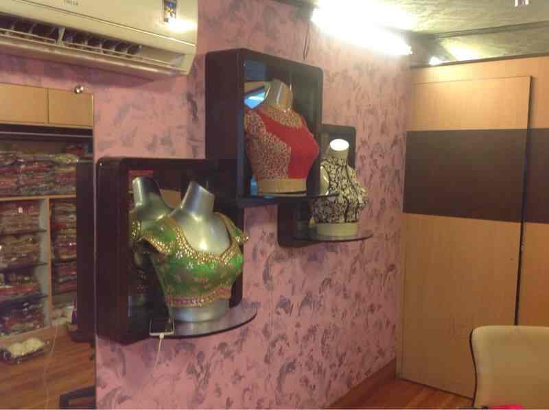 lady pink blouse boutique