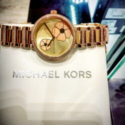 Fossil (Phoenix Marketcity Mall), Kurla 