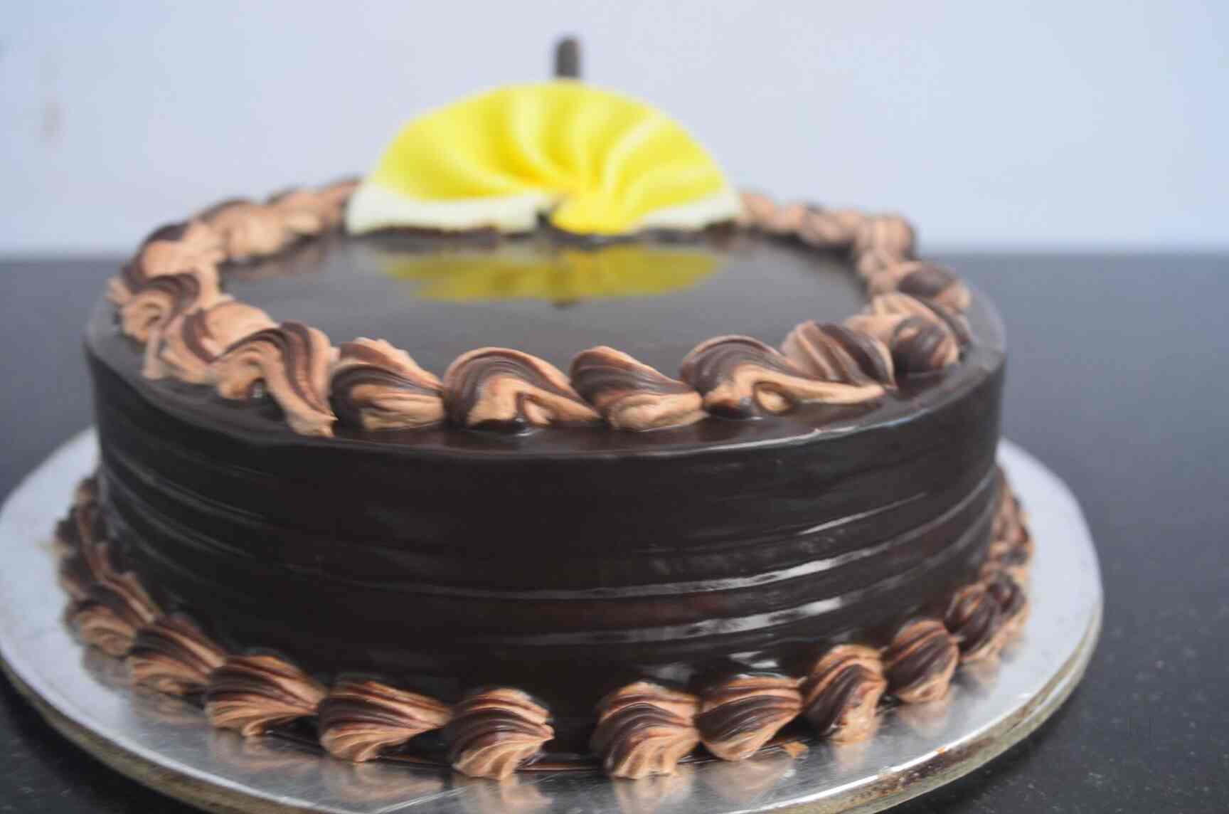 Discover 140+ bombay bakery macaroon cake latest in.eteachers