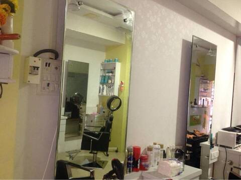 Orange Beauty Lounge Family Salon Spa Anand Nagar Dahisar East