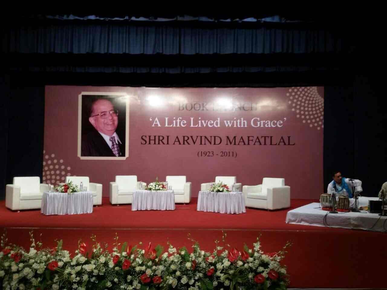 Stage Craft Decorators Prabhadevi Balloon Decorators In Mumbai Justdial Find here details of companies selling live crab in mumbai, जीवित केकड़ा विक्रेता, मुंबई, maharashtra.