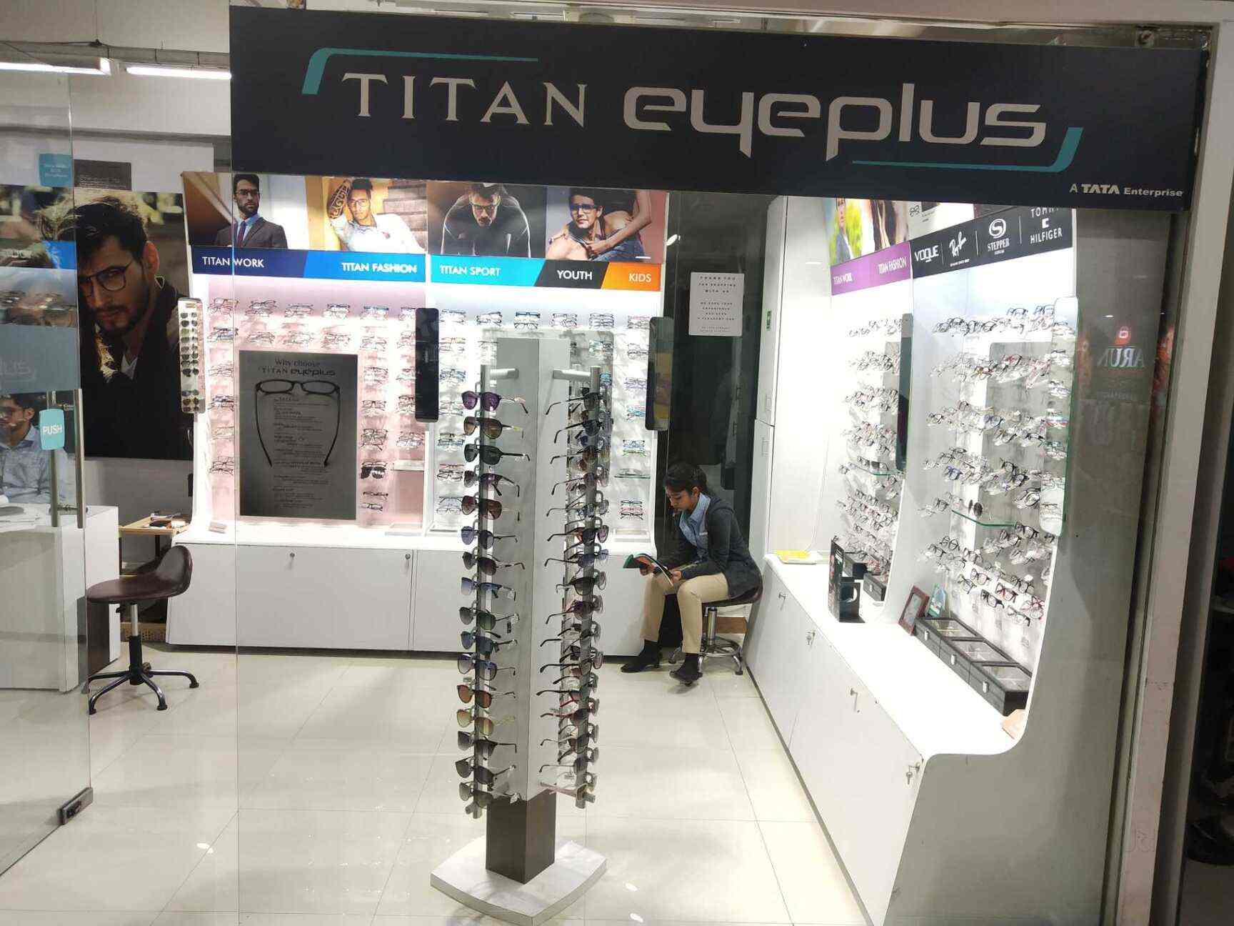 titan eyewear near me