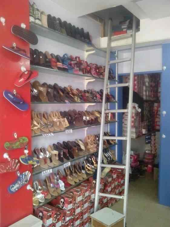 chappal shop near me