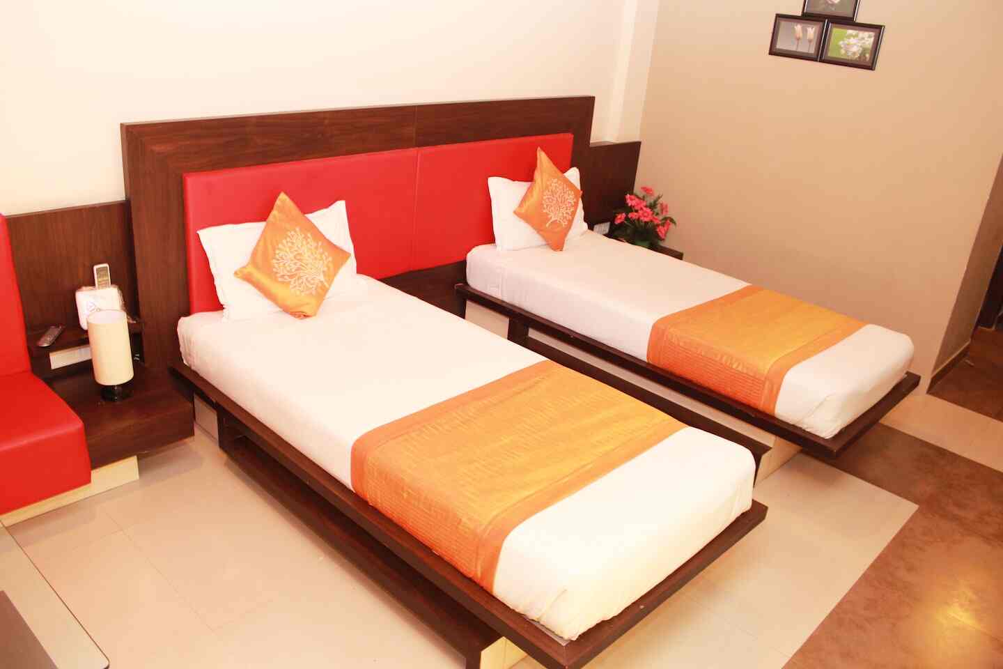 Hotel Viceroy Comforts Oyo 1289 In Ramanuja Road Mysore