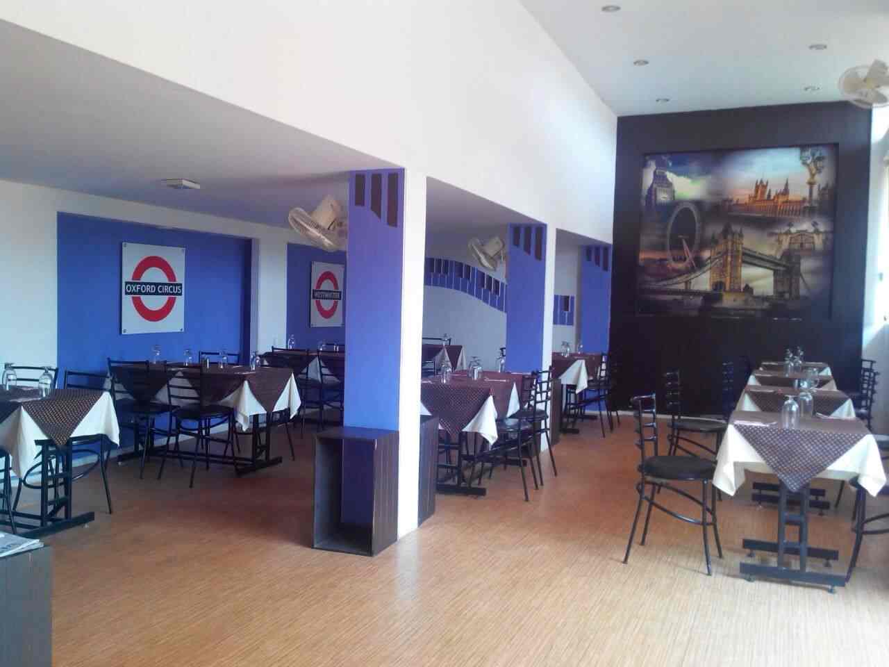 Fantastisch Circus Hervorragendes Restaurant Interieur ... Fantastisch Circus Hervorragendes Restaurant Interieur ...