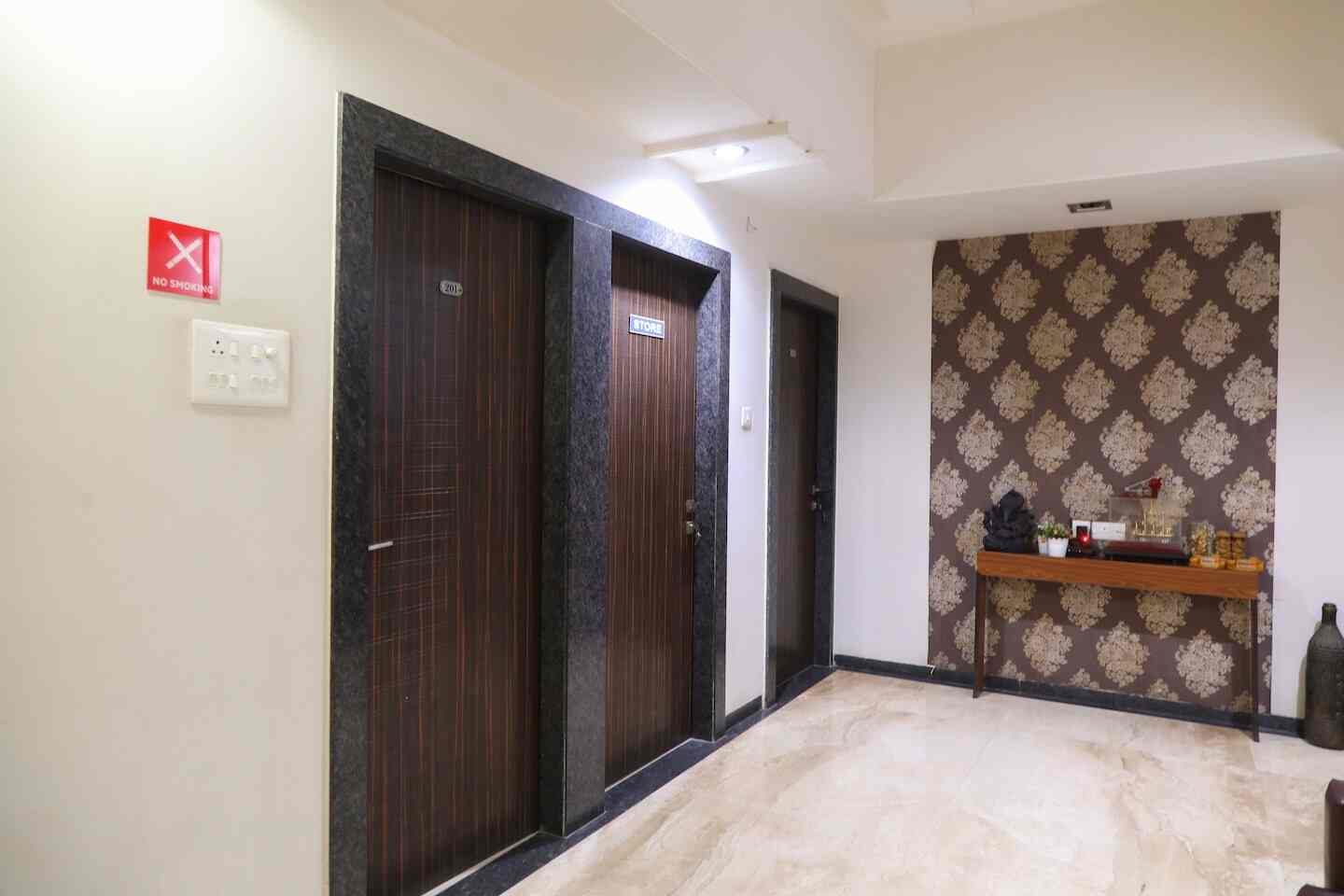Oyo 10366 Archanil Apartment In Wardha Road Nagpur Reviews Photos Offers Maps Best Hotels In Nagpur Justdial
