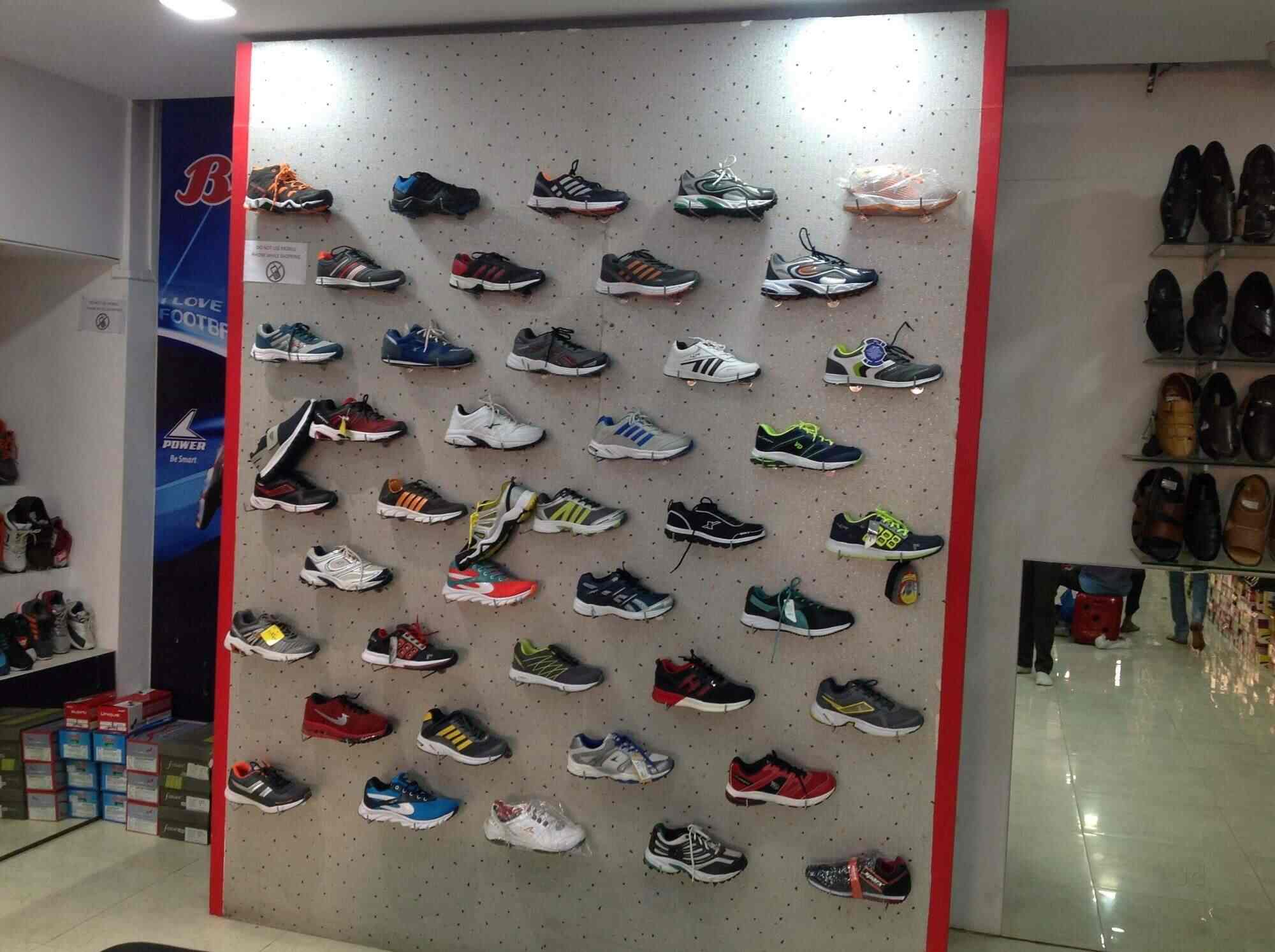 ecco shoe store near me