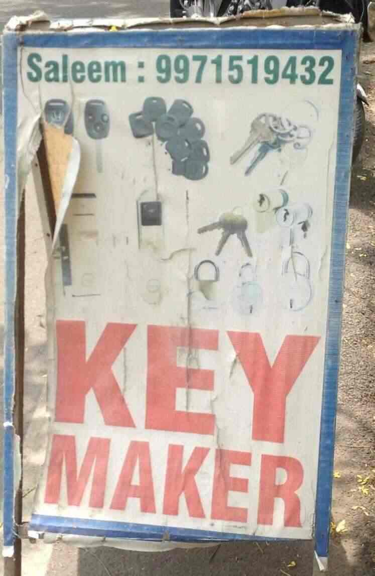 Saleem Key Maker Photos Noida Sector 27 Noida Pictures Images