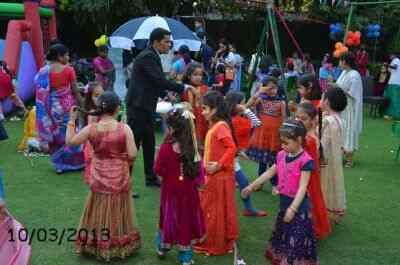 birthday party game coordinator photos noida sector 135 delhi party co ordinator