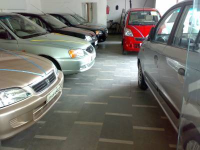 Inside View - Noida Car Point Photos, Noida Sector 63, Delhi - Mahindra First Choice