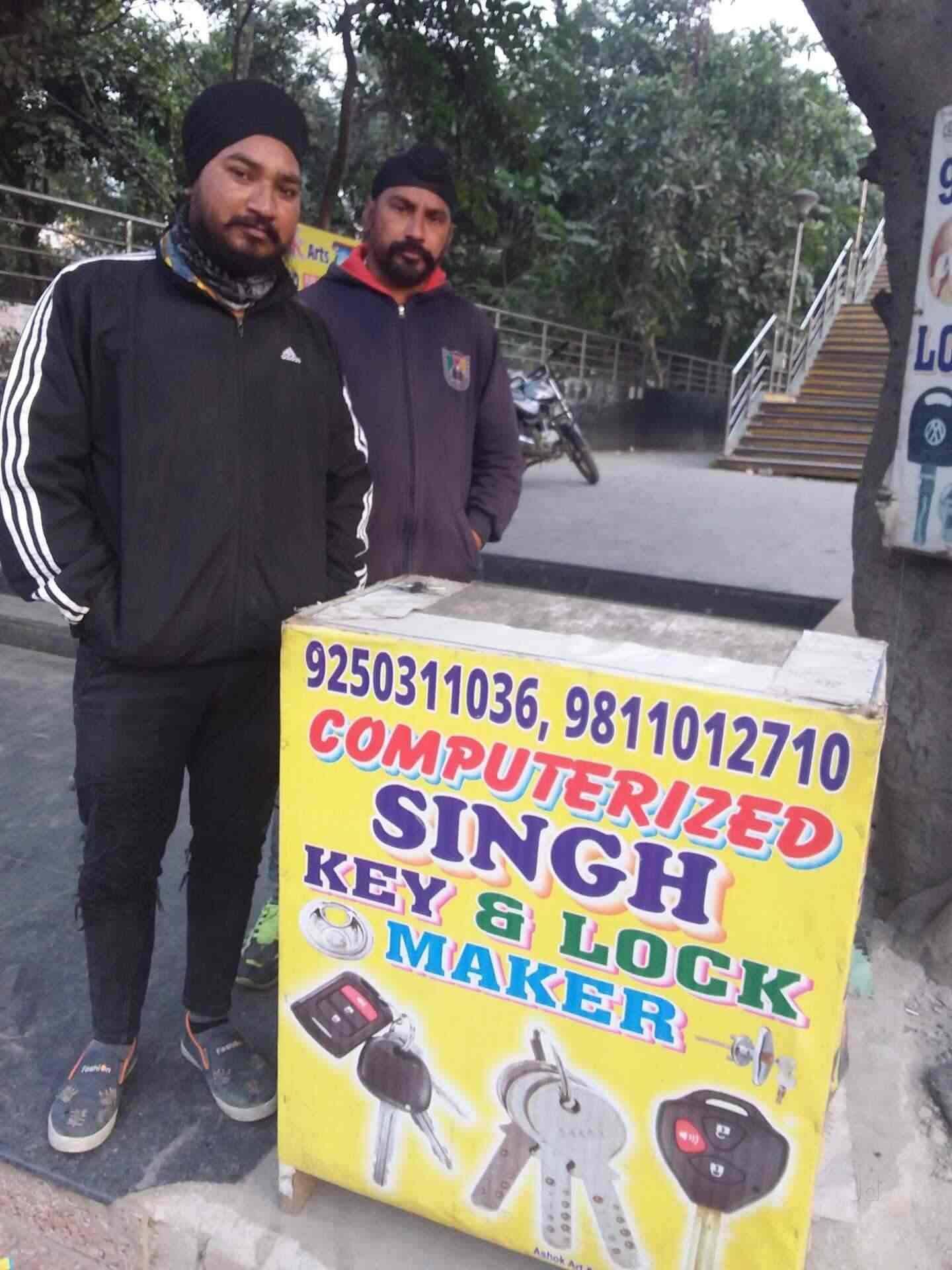 Singh Key Maker Photos Noida Sector 50 Delhi Pictures Images