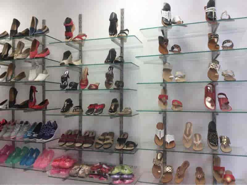 Insole Shoe Store in Greater Noida Delhi Best School Shoe