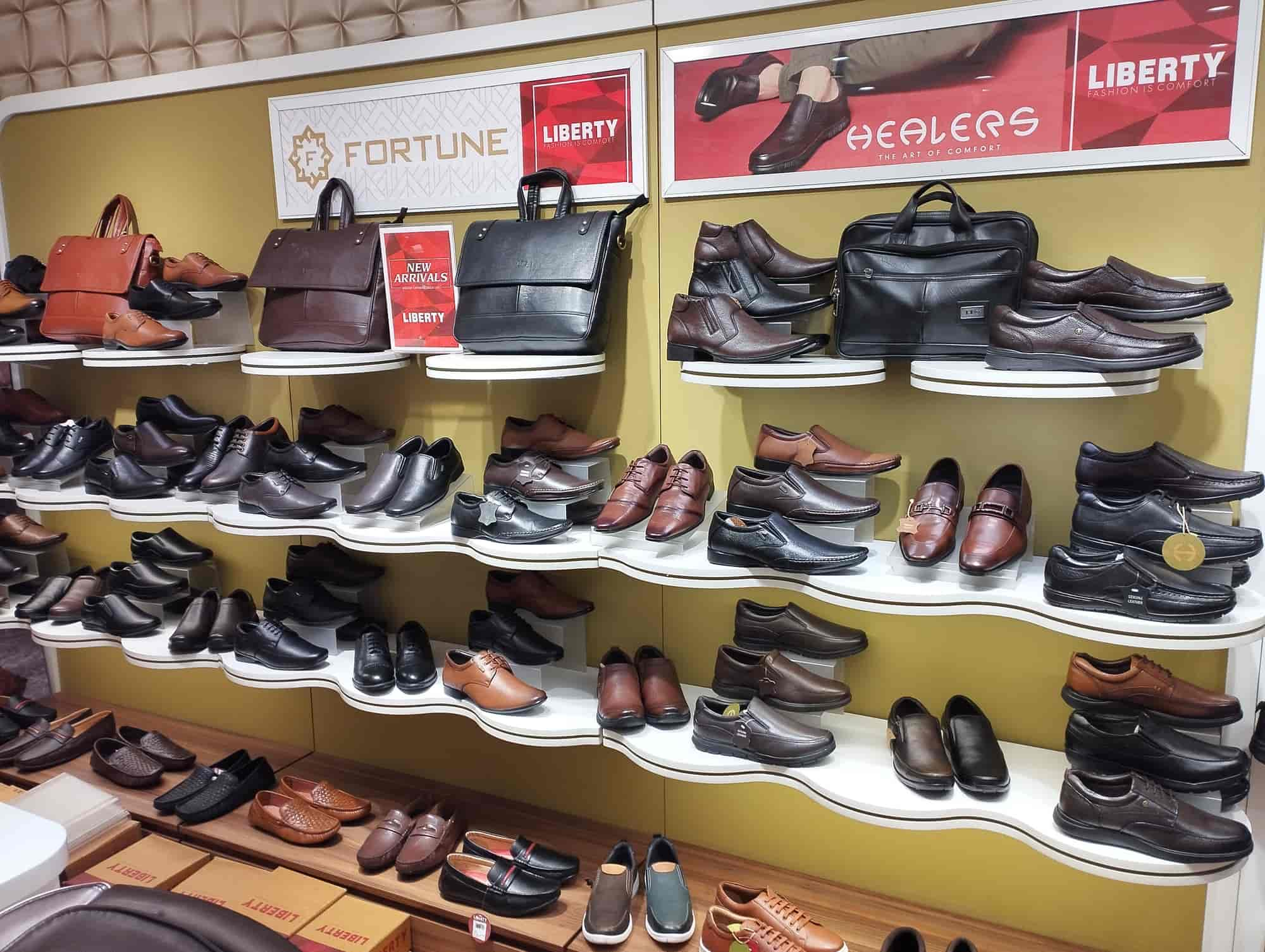 Shoes showroom india sale