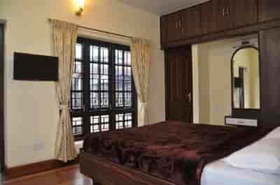 Silver Spring Cottage Coonoor Road Cottages On Hire In Ooty