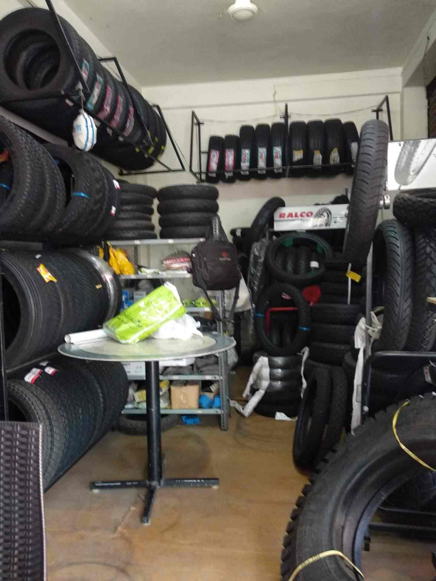 Round Black Kunnathurmedu Tyre Dealers Mrf In Pald Justdial