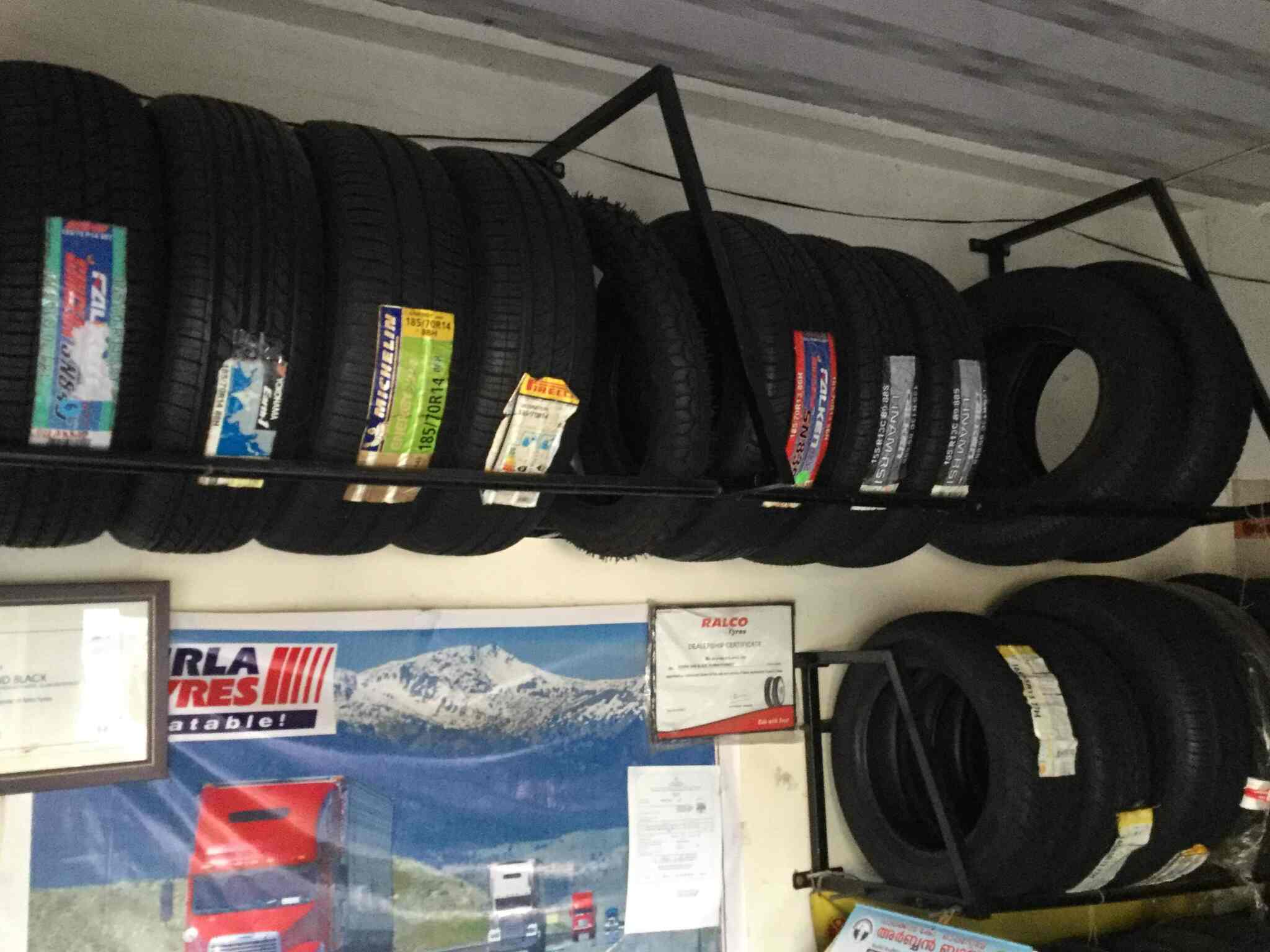 Round Black Kunnathurmedu Tyre Dealers Mrf In Pald Justdial