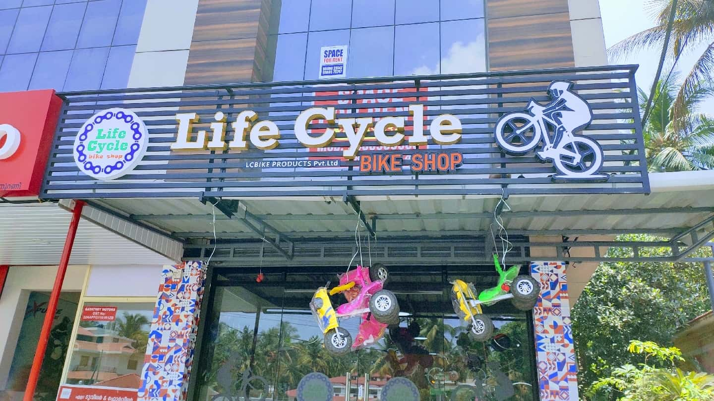 Life cycle store sale