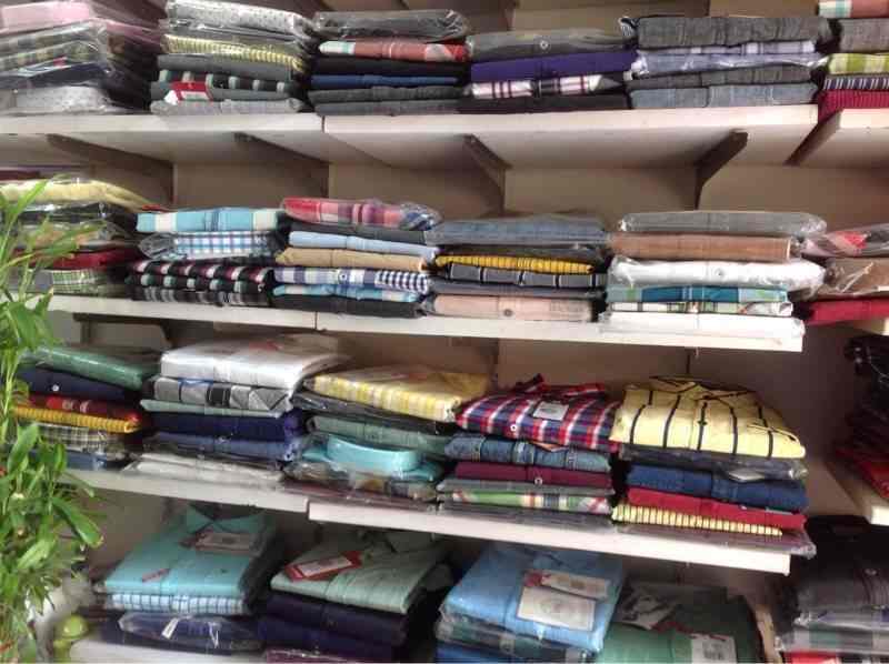 killer jeans showroom