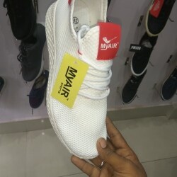 myair sports shoes