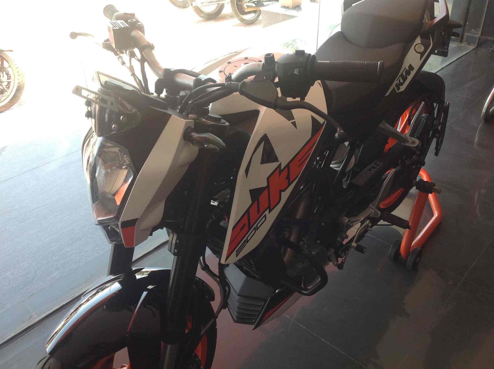 Pollachi Ktm Eagle Motors, Near 