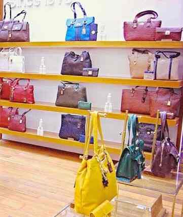 hidesign handbags catalogue