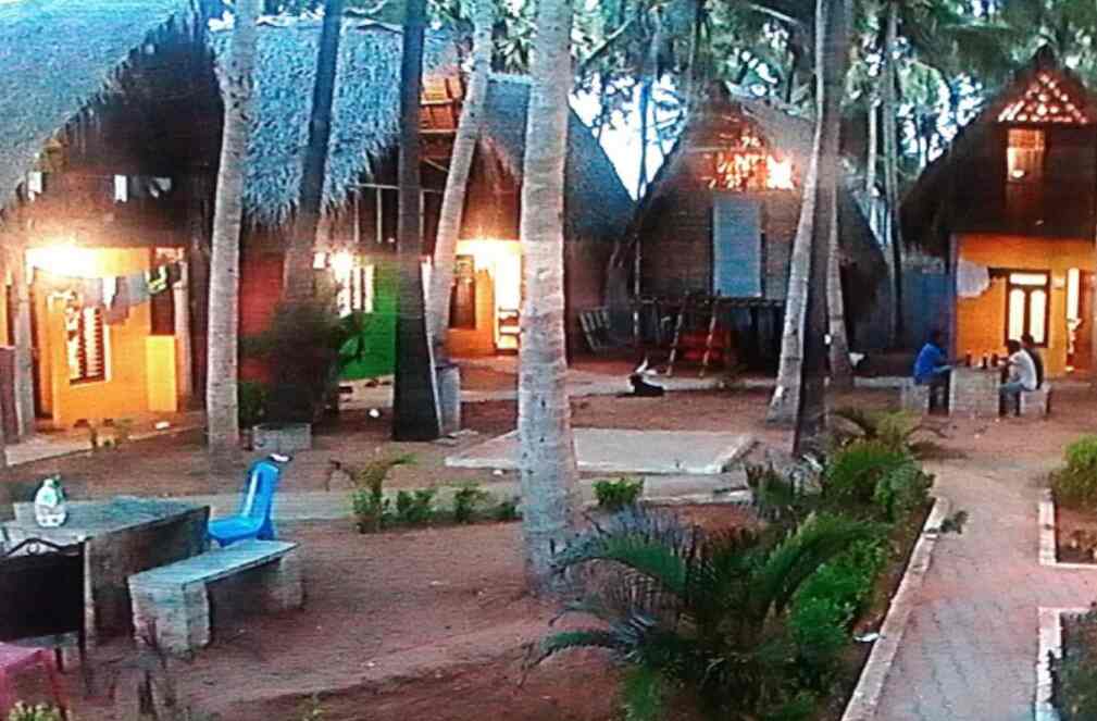 Muthu Beach Cottages Pillaichavady Cottages On Hire In