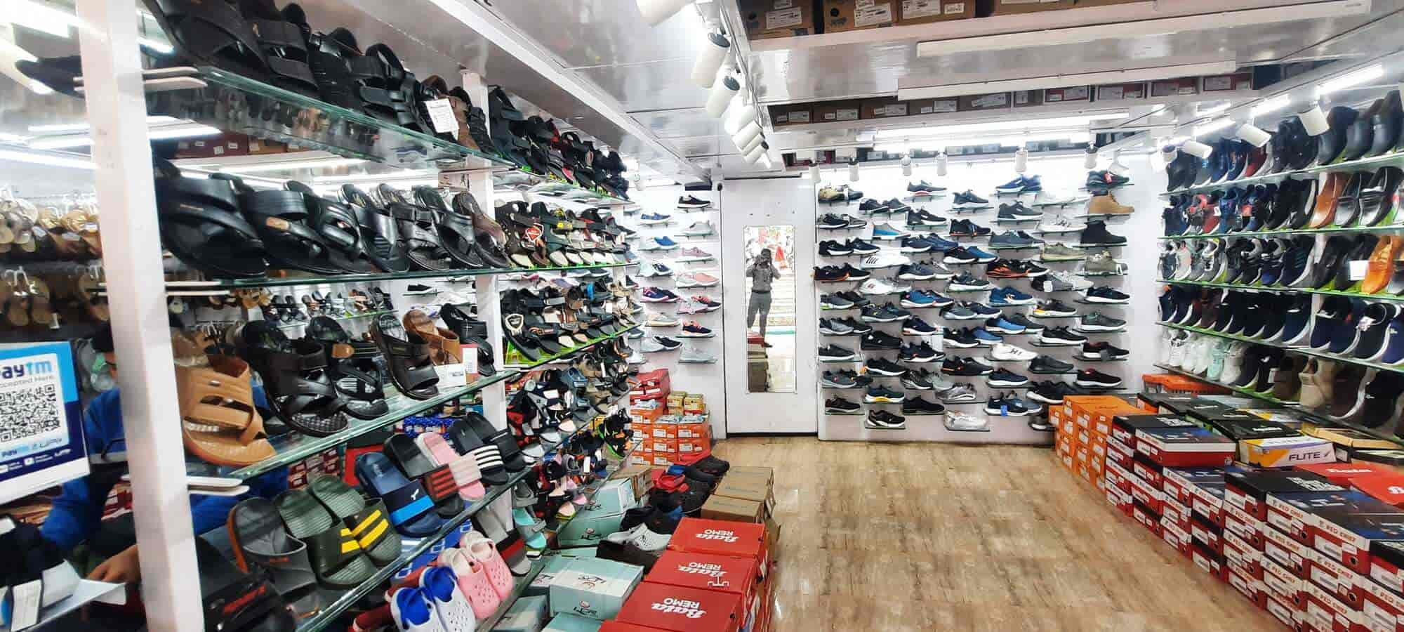 Plaza Shoe Store