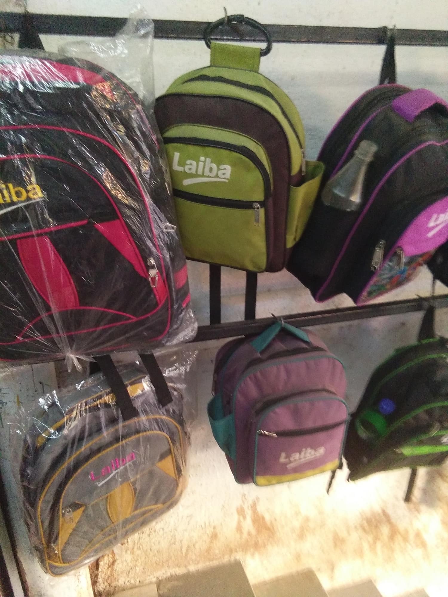 Laiba school bags best sale