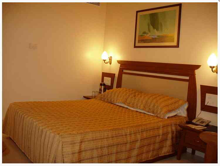 hotel sunndaram executive shukrawar peth sundaram hotel hotels