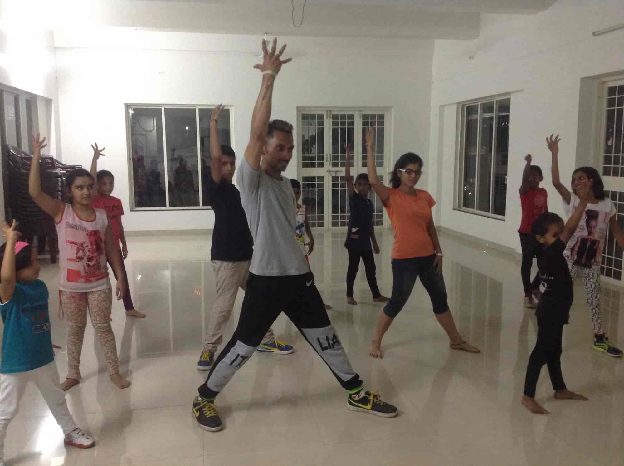 saurabhs dance academy warje dance classes in pune justdial