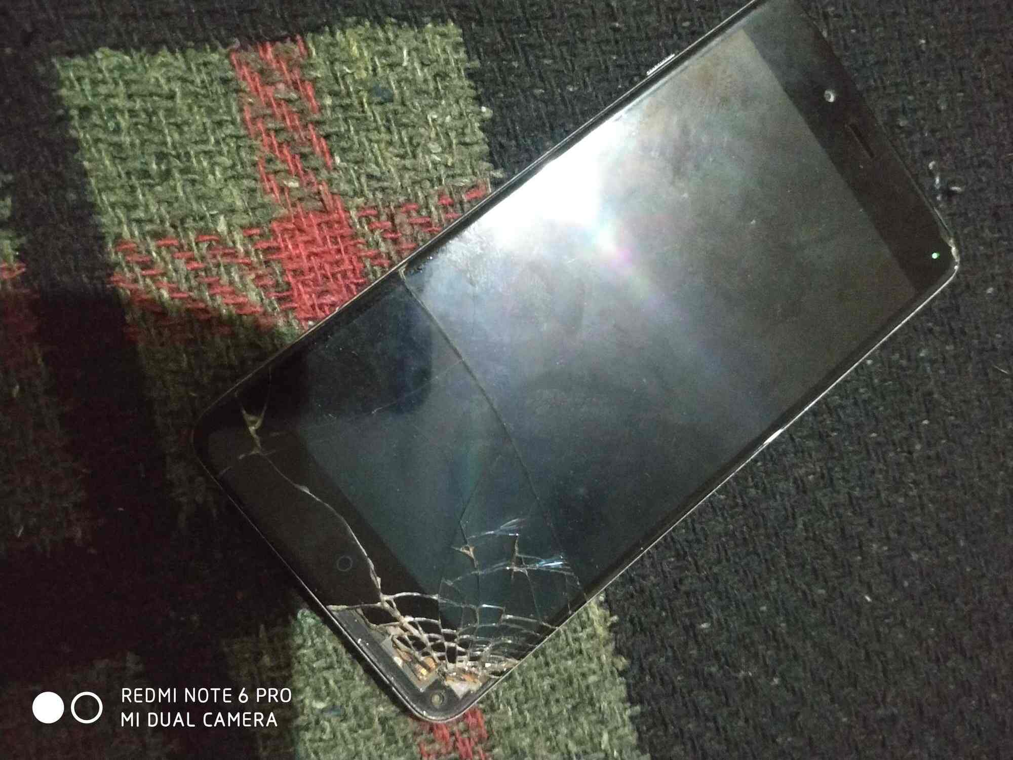 One Plus Store Jangali Maharaj Road Mobile Phone Dealers In Pune Justdial