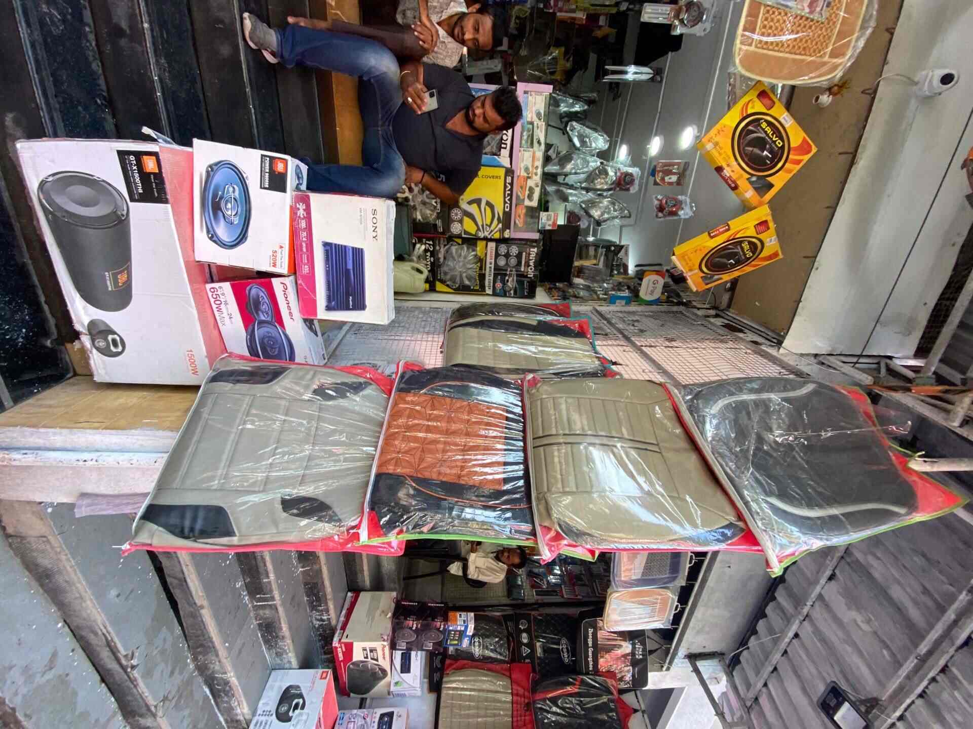 Top more than 115 nana peth car decor seven.edu.vn