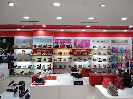 liberty shoes outlet near me