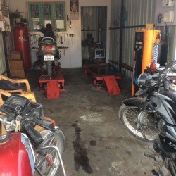 Amruteshwar Service Center, Sasane Nagar-hadapsar - Motorcycle