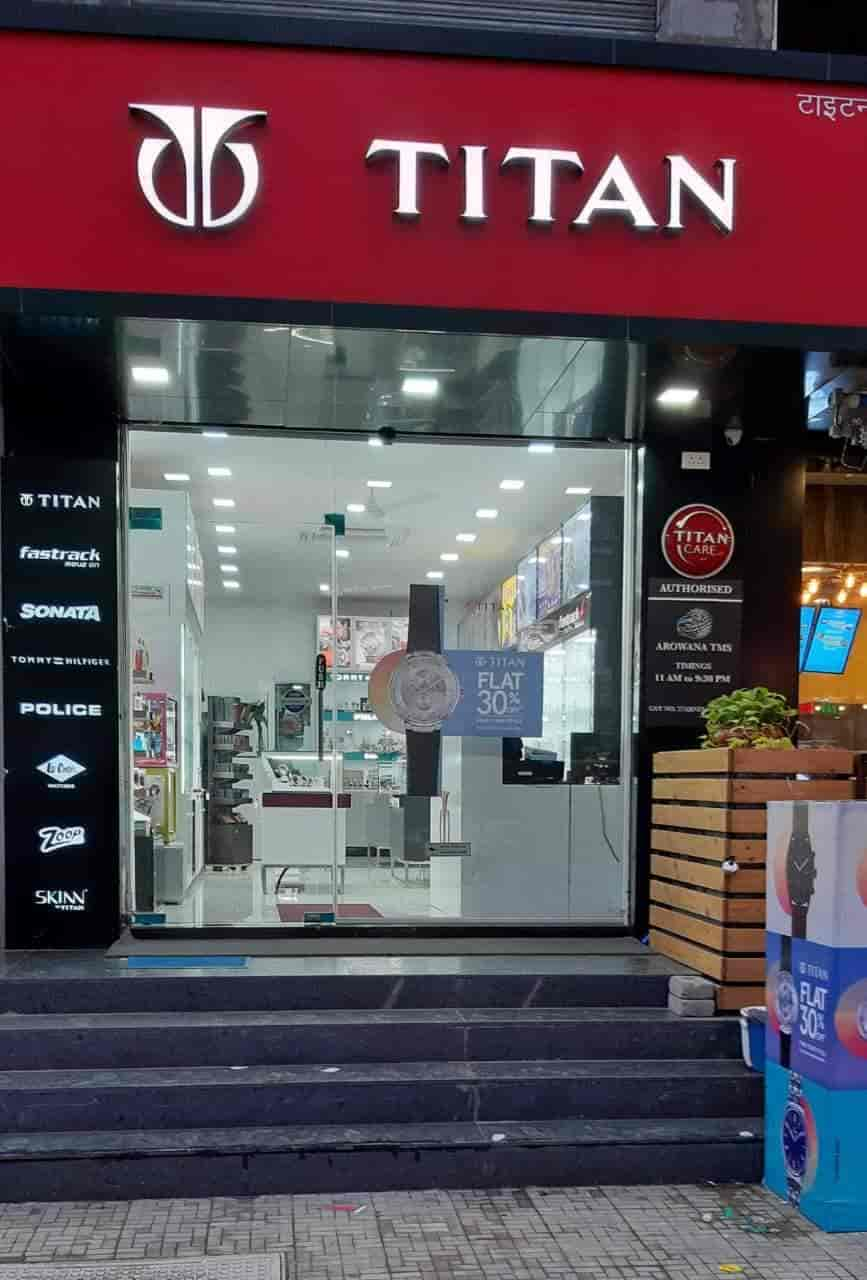 fastrack showroom in wakad