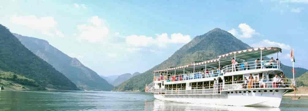 best tourist places to travel with family in Andhra Pradesh