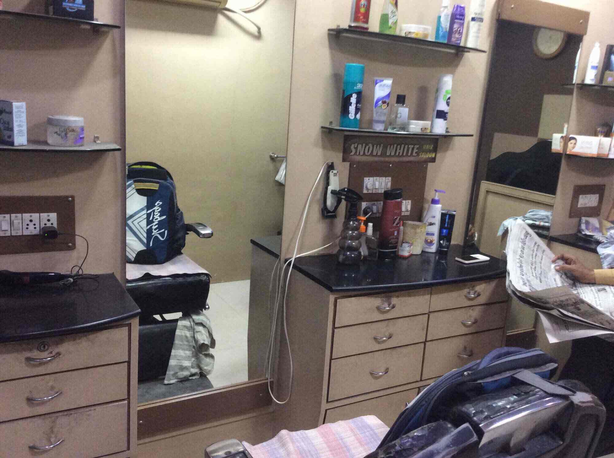 Snow White Hair Salon 150 Feet Ring Road Salons In Rajkot