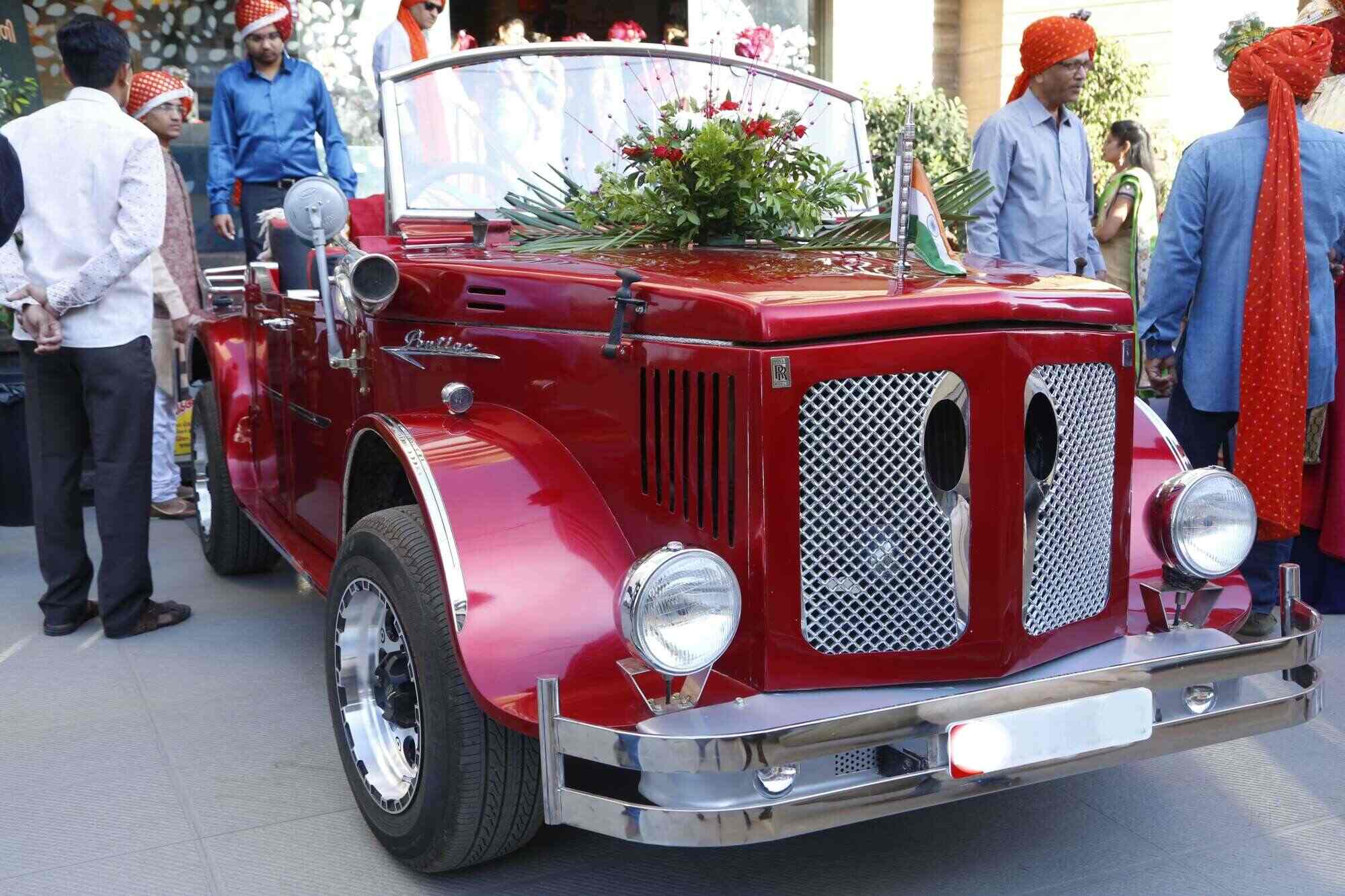 Royal Wedding Cars Car Hire In Rajkot Justdial