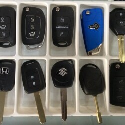 Classic Key Shop Car Decor Gondal Road Duplicate Key Makers