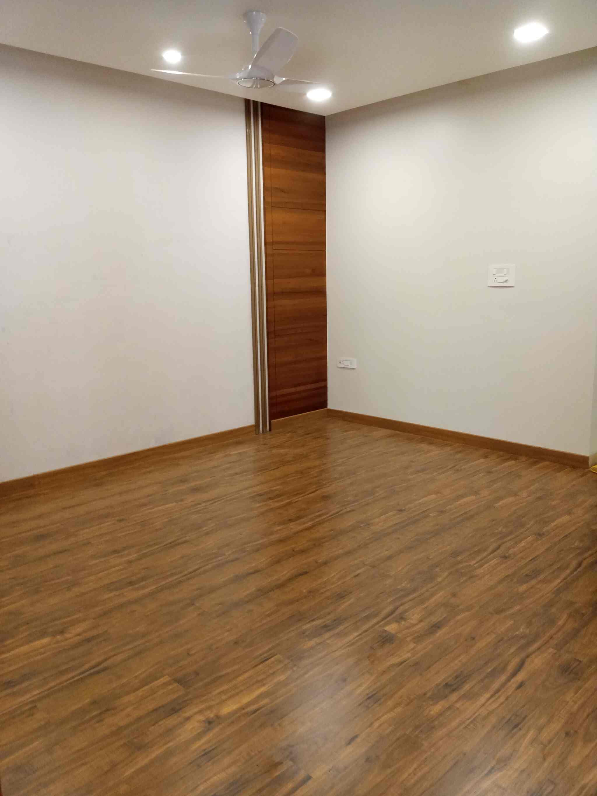 Pujari S K Wooden Flooring Carpet Flooring Dajiban Peth