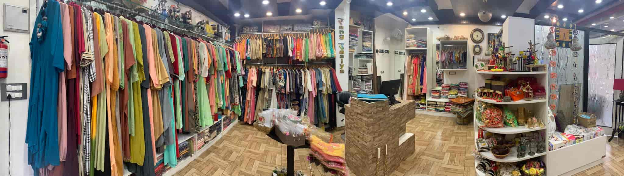 Rang Rasiya By Doon Emporium Photos Dehradun City Dehradun Pictures Images Gallery Justdial Check out for the latest photos of rasiya along with rasiya gallery, recent images of rasiya at times of india. justdial